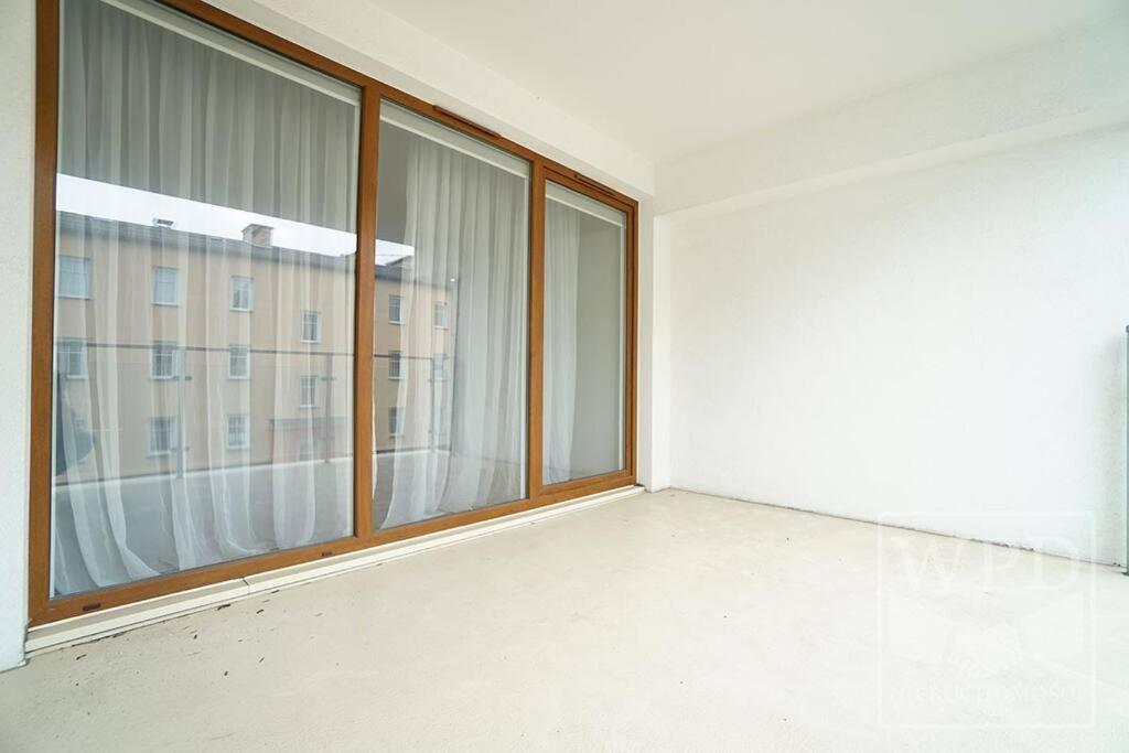 ורוצלב Big Apartment - Old Town - 3 Rooms - Private Parking מראה חיצוני תמונה
