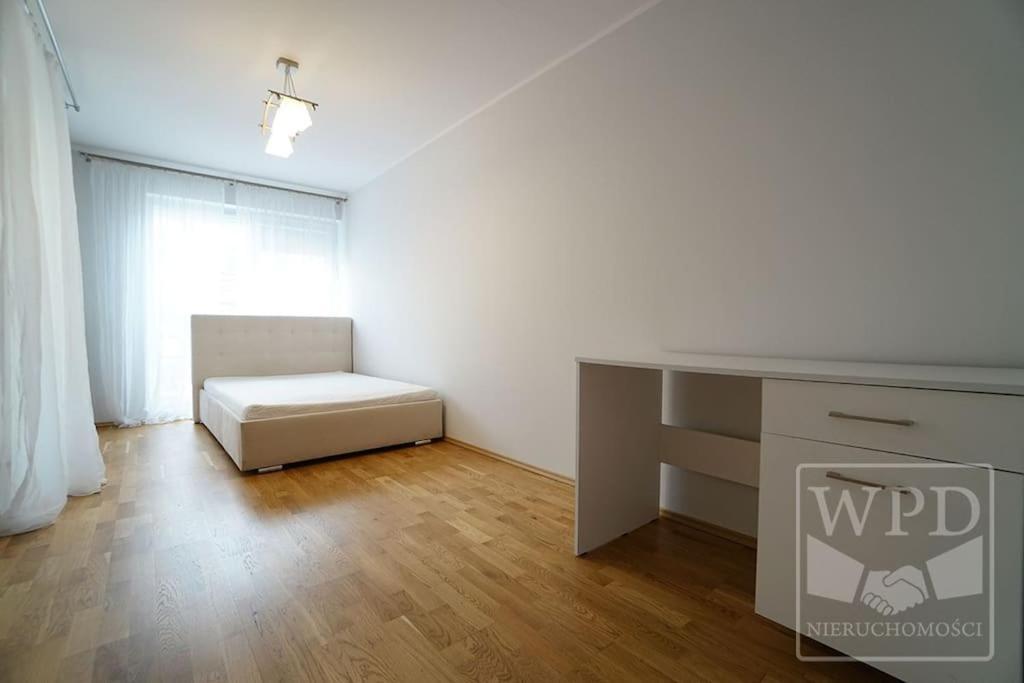 ורוצלב Big Apartment - Old Town - 3 Rooms - Private Parking מראה חיצוני תמונה