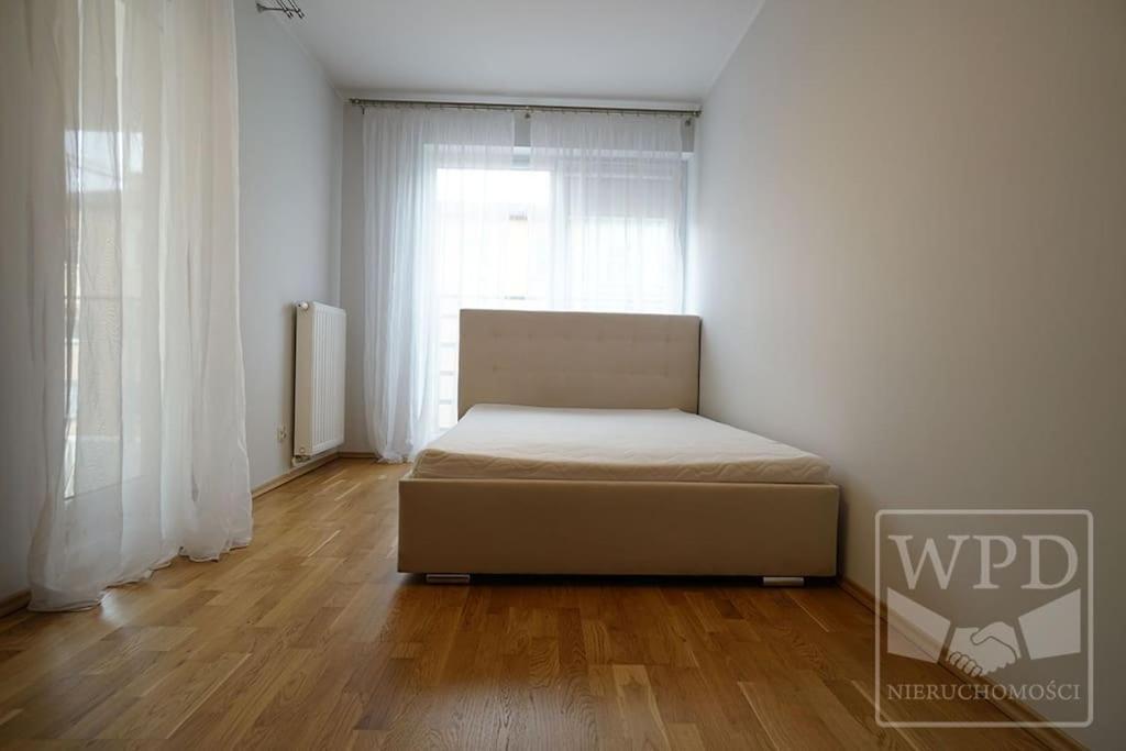 ורוצלב Big Apartment - Old Town - 3 Rooms - Private Parking מראה חיצוני תמונה